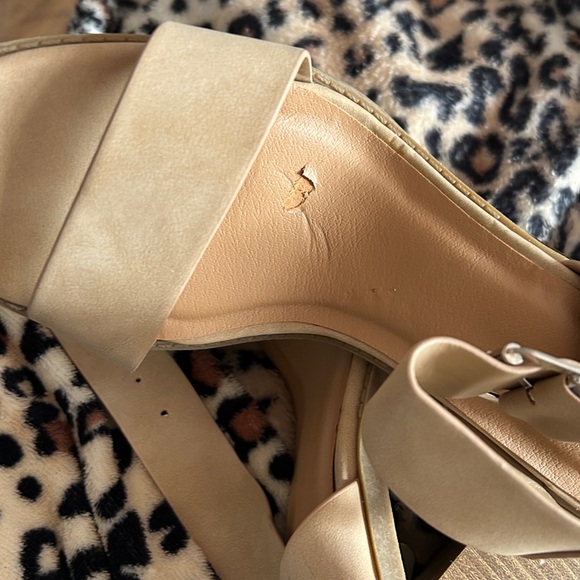 Heeled Sandals/Tan/size 10M - Picture 5 of 5